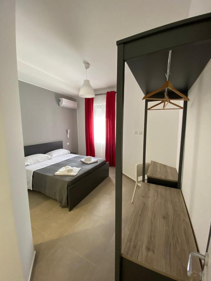 Aeroporto Katane Rooms Katanya Dış mekan fotoğraf