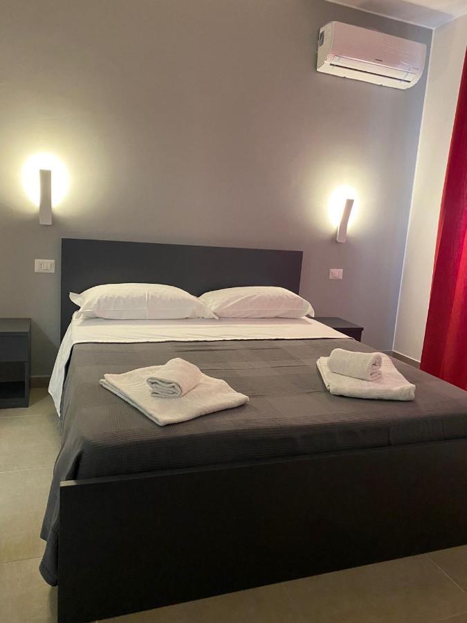 Aeroporto Katane Rooms Katanya Dış mekan fotoğraf