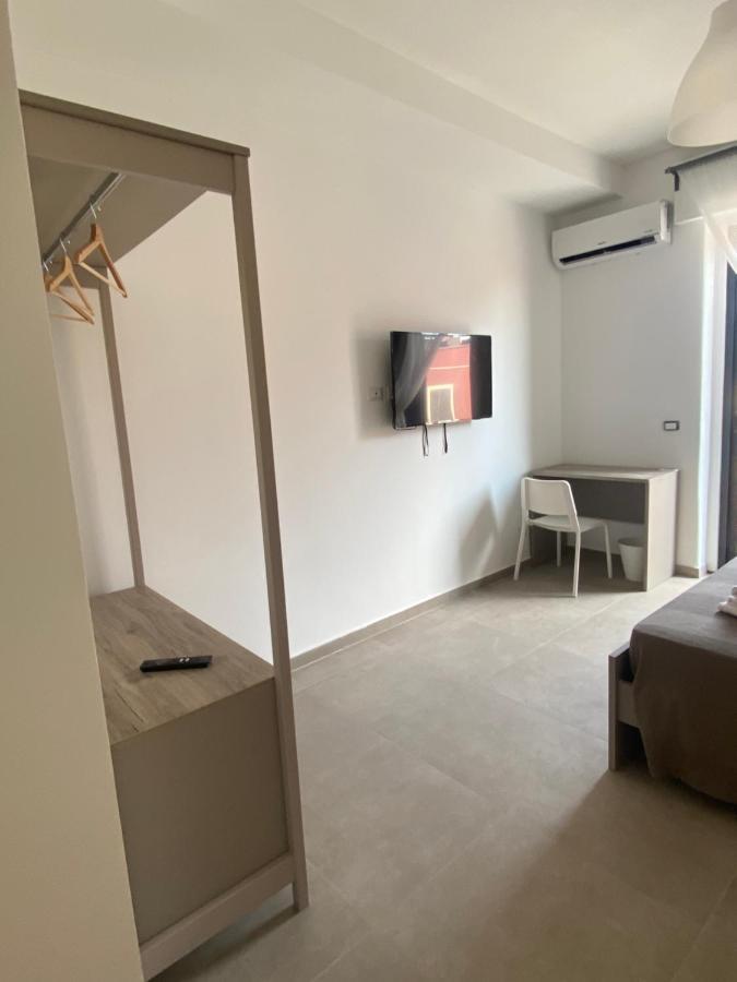 Aeroporto Katane Rooms Katanya Dış mekan fotoğraf